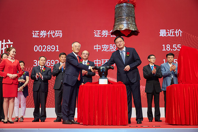 �������ʹ���-׷�󿵽�,����һ������