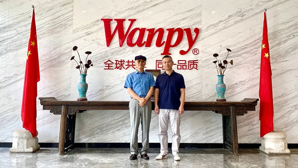 �������ʹ���-׷�󿵽�,����һ������